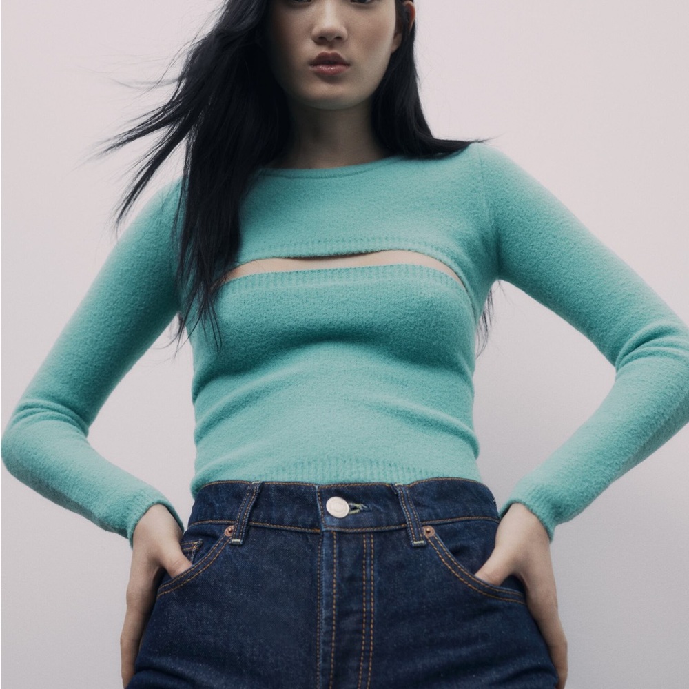 KNIT BANDEAU TOP